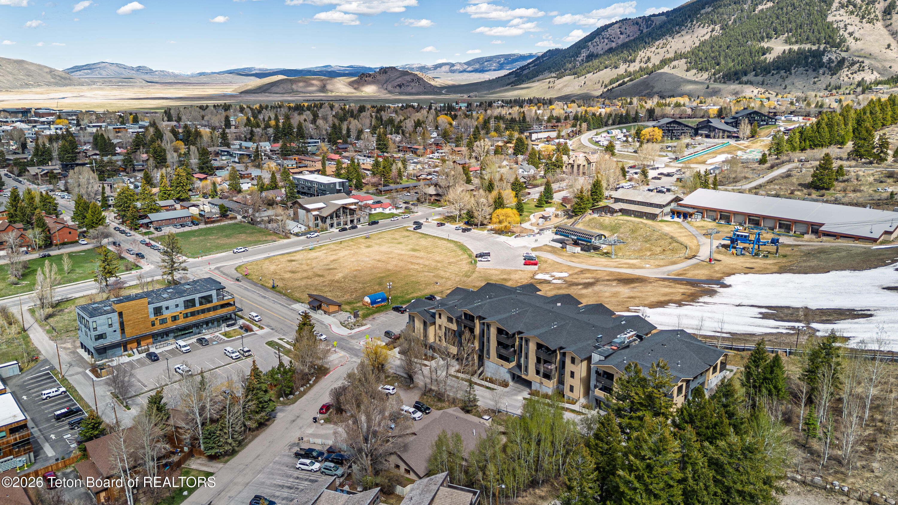 680 South Cache Street, Unit 501 Jackson, WY 83001 - Photo 8 of 24 One Town Hill 501