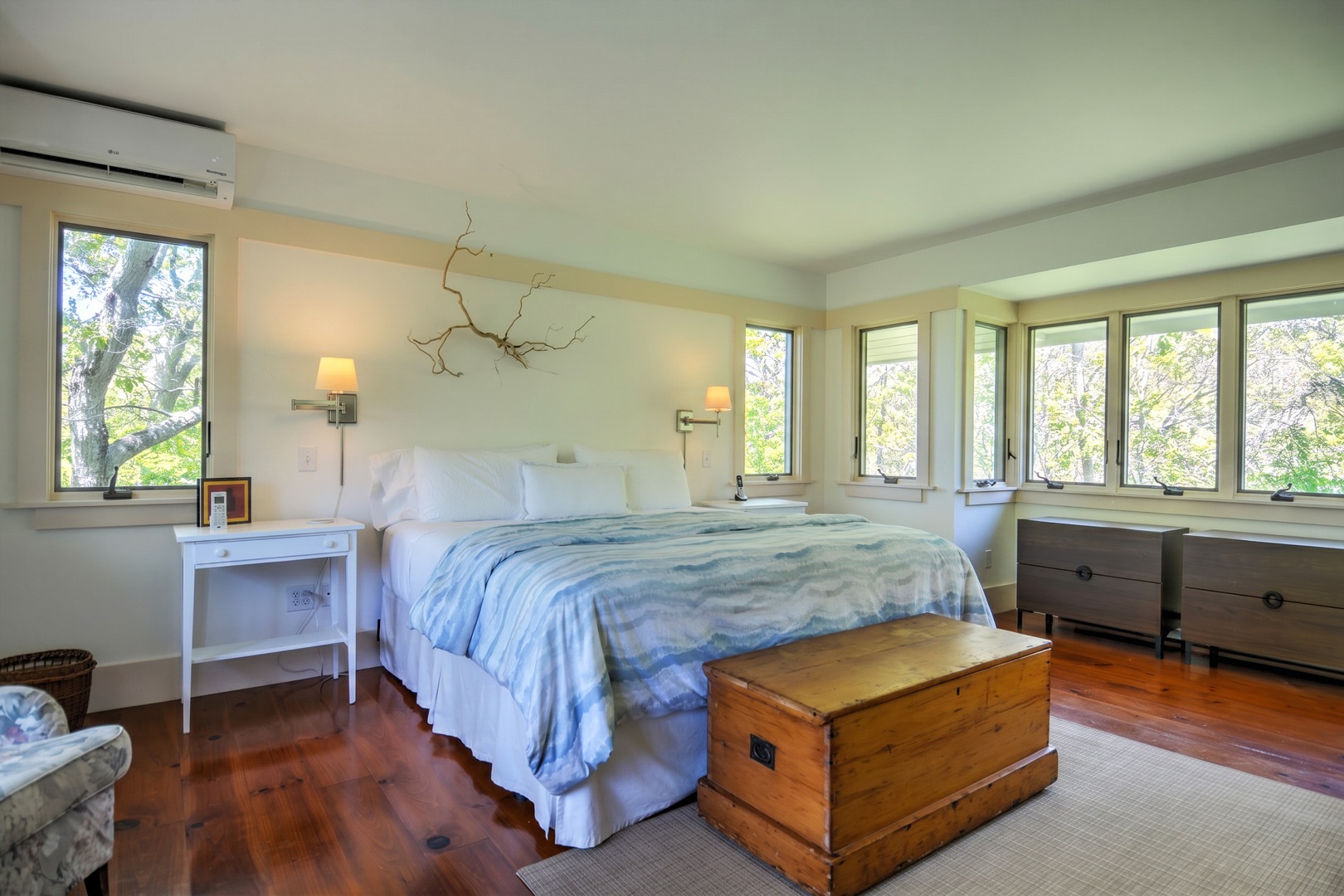 6 Trail End Chilmark, MA 02535 - Photo 11 of 18