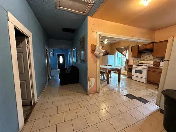 $90,000 | 610 West 13th Avenue, Corsicana, TX 75110