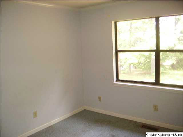 236 Chambers Circle Bessemer, AL 35022 - Photo 15 of 28