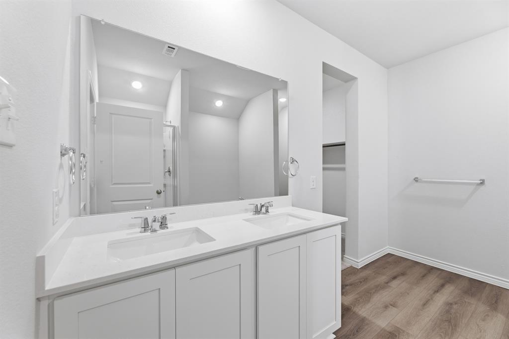 3741 Prairie Chapel Road Royse City, TX 75189 - Photo 13 of 20 Representative (25)