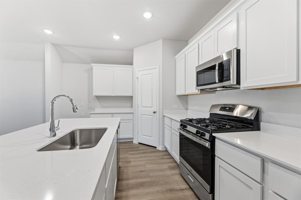 3741 Prairie Chapel Road Royse City, TX 75189 - Photo 6 of 20 Representative (19)