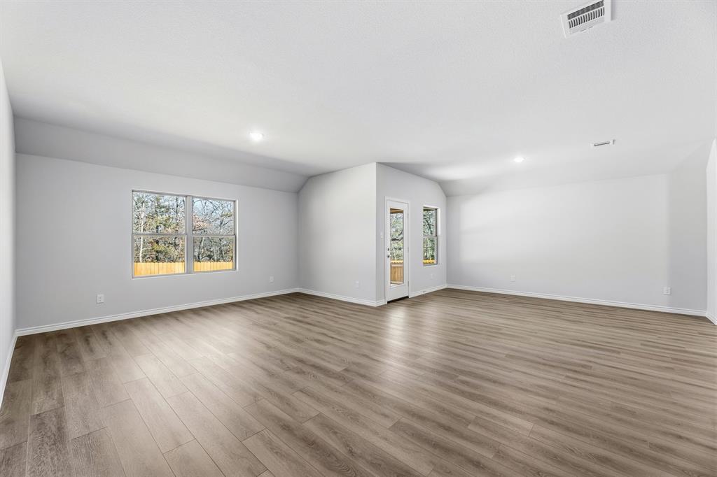 3741 Prairie Chapel Road Royse City, TX 75189 - Photo 7 of 20 Representative (17)