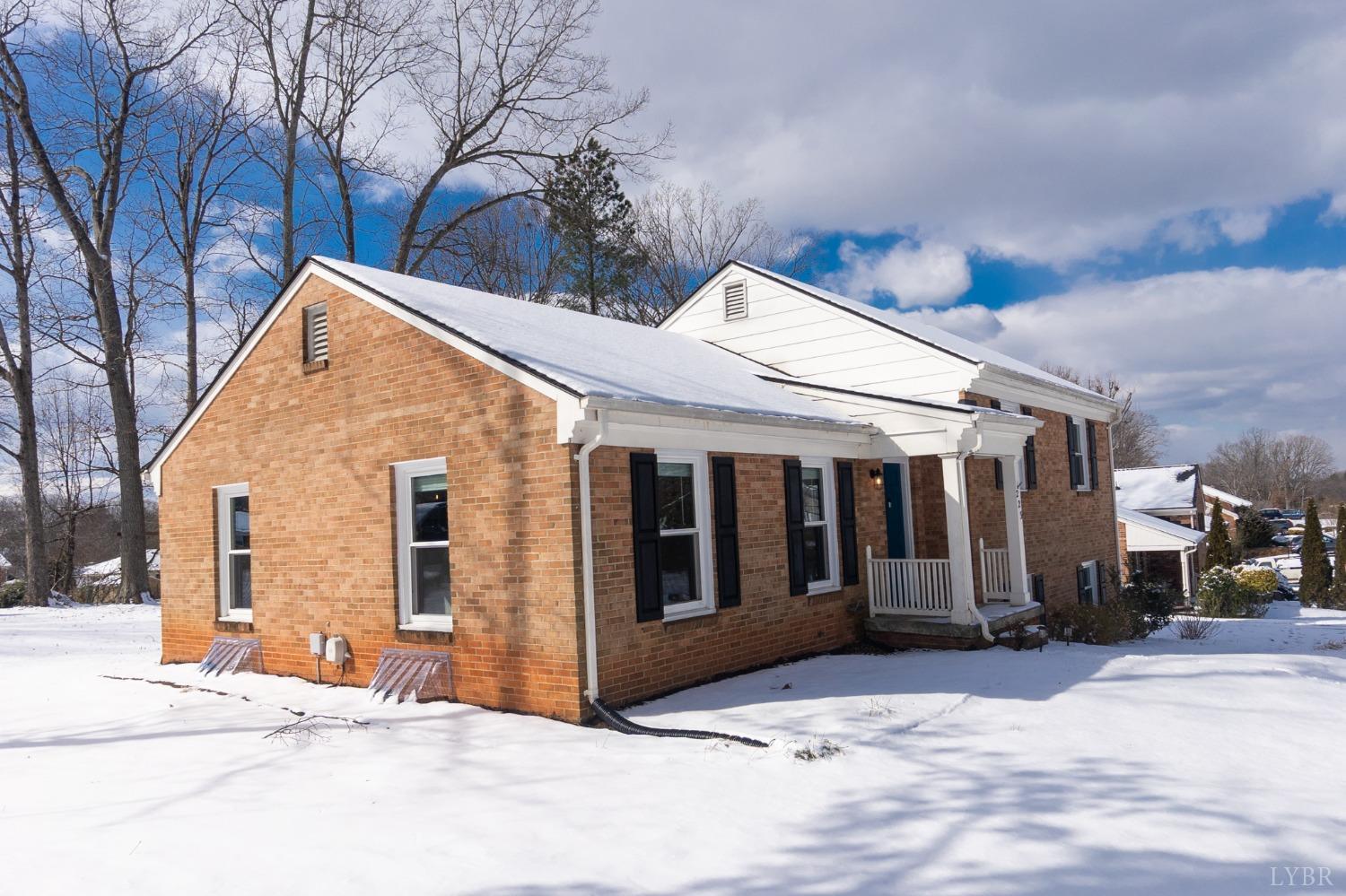 223 Windsor Road Lynchburg, VA 24502 - Photo 4 of 43 Gallery Image 4