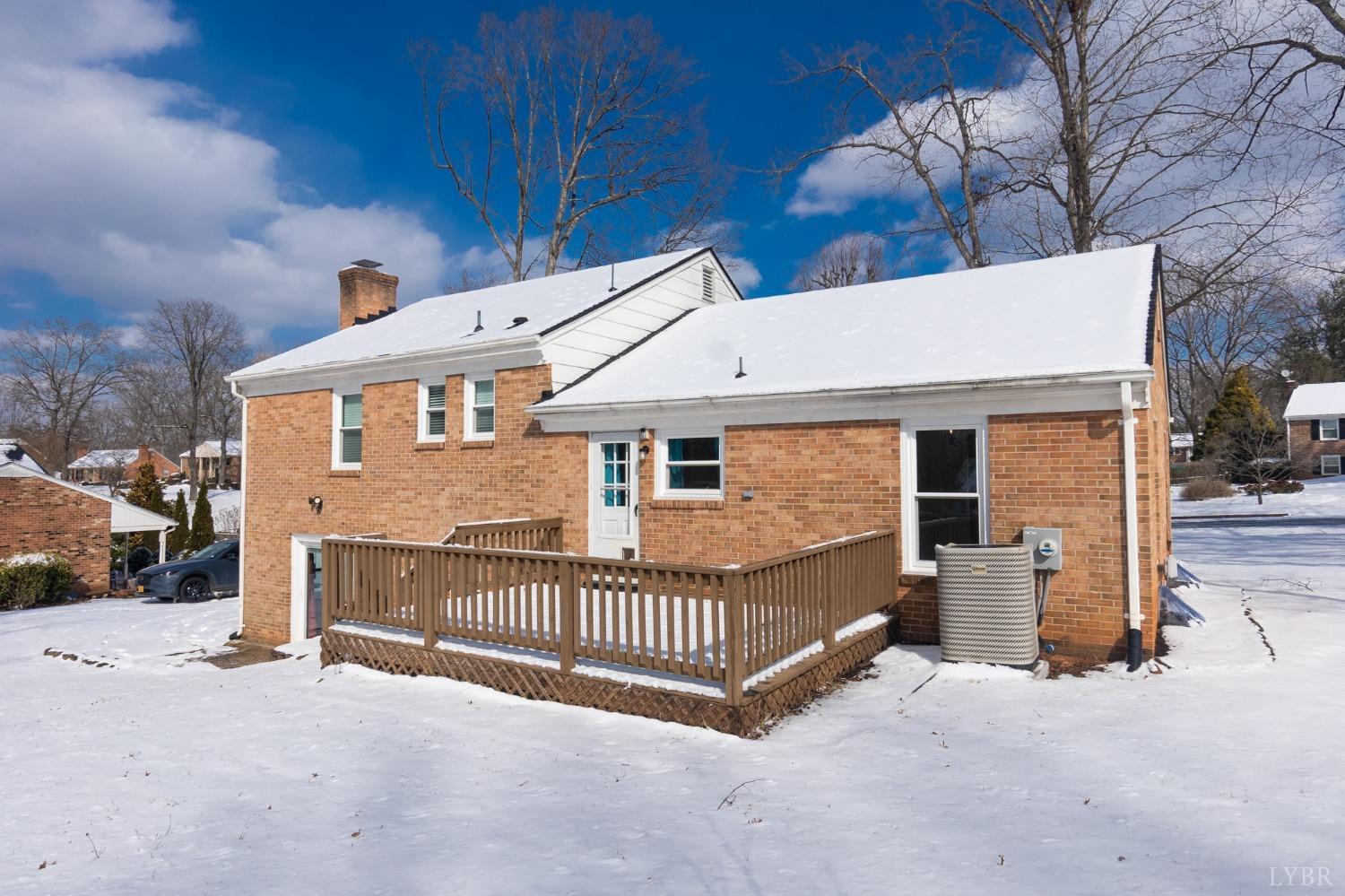 223 Windsor Road Lynchburg, VA 24502 - Photo 5 of 43 Gallery Image 5
