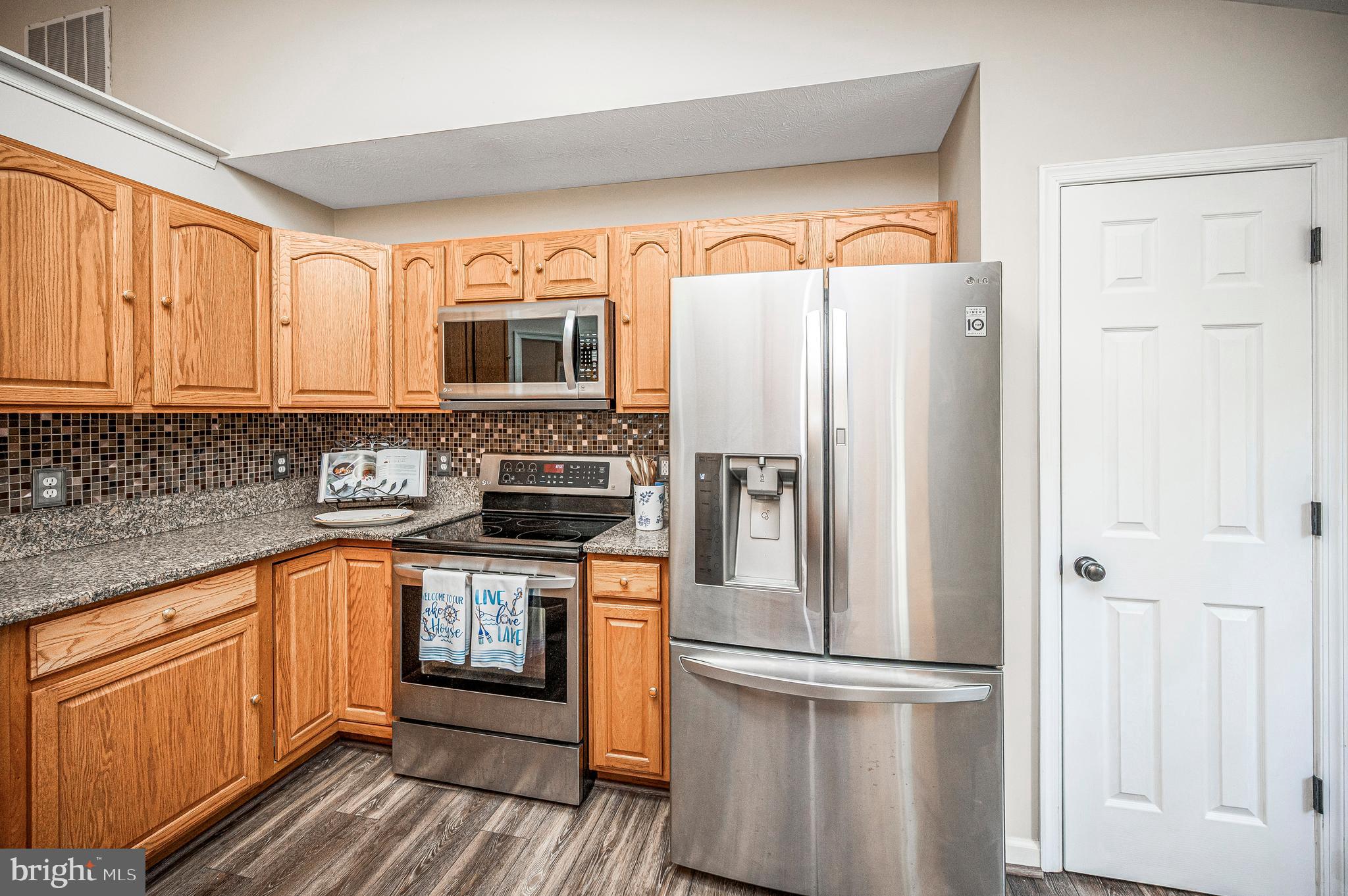 305 Birdie Road Locust Grove, VA 22508 - Photo 23 of 64 all appliances, pantry