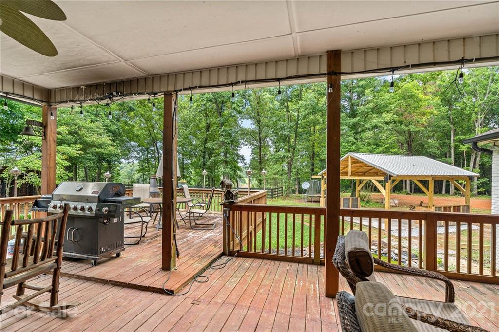 1018 Cameron Road York, SC 29745 - Photo 12 of 27 Gallery Image 12