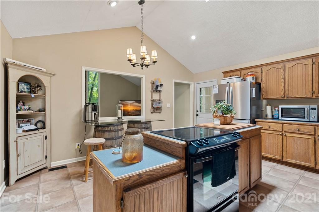 1018 Cameron Road York, SC 29745 - Photo 18 of 27 Gallery Image 18