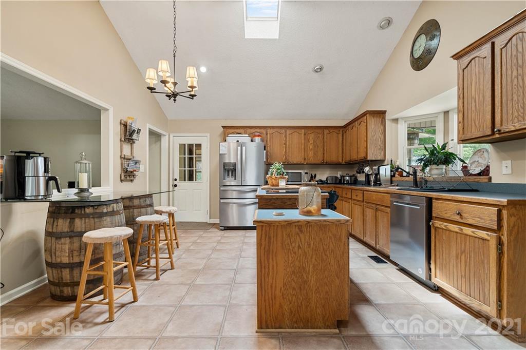 1018 Cameron Road York, SC 29745 - Photo 20 of 27 Gallery Image 20