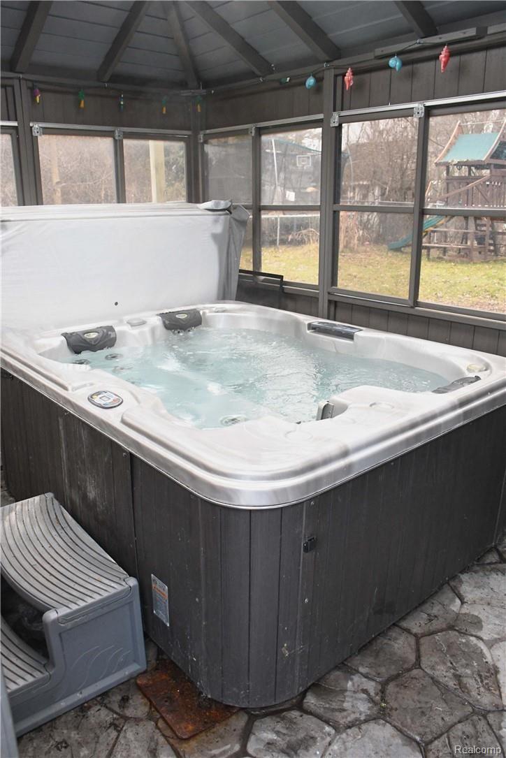 7224 Birchcrest Road Lexington, MI 48450 - Photo 19 of 23 HOTTUB.jpg