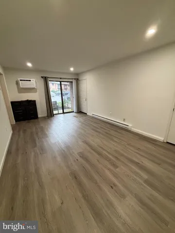 $2,000 | 612 North Shady Retreat Road, Unit 55, Doylestown, PA 18901