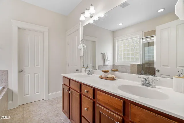 $550,000 | 436 Edgepine Drive, Holly Springs, NC 27540