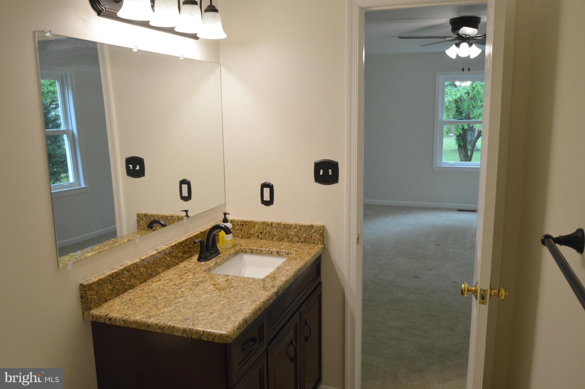 12214 Braddock Road Fairfax, VA 22030 - Photo 12 of 30 Bath