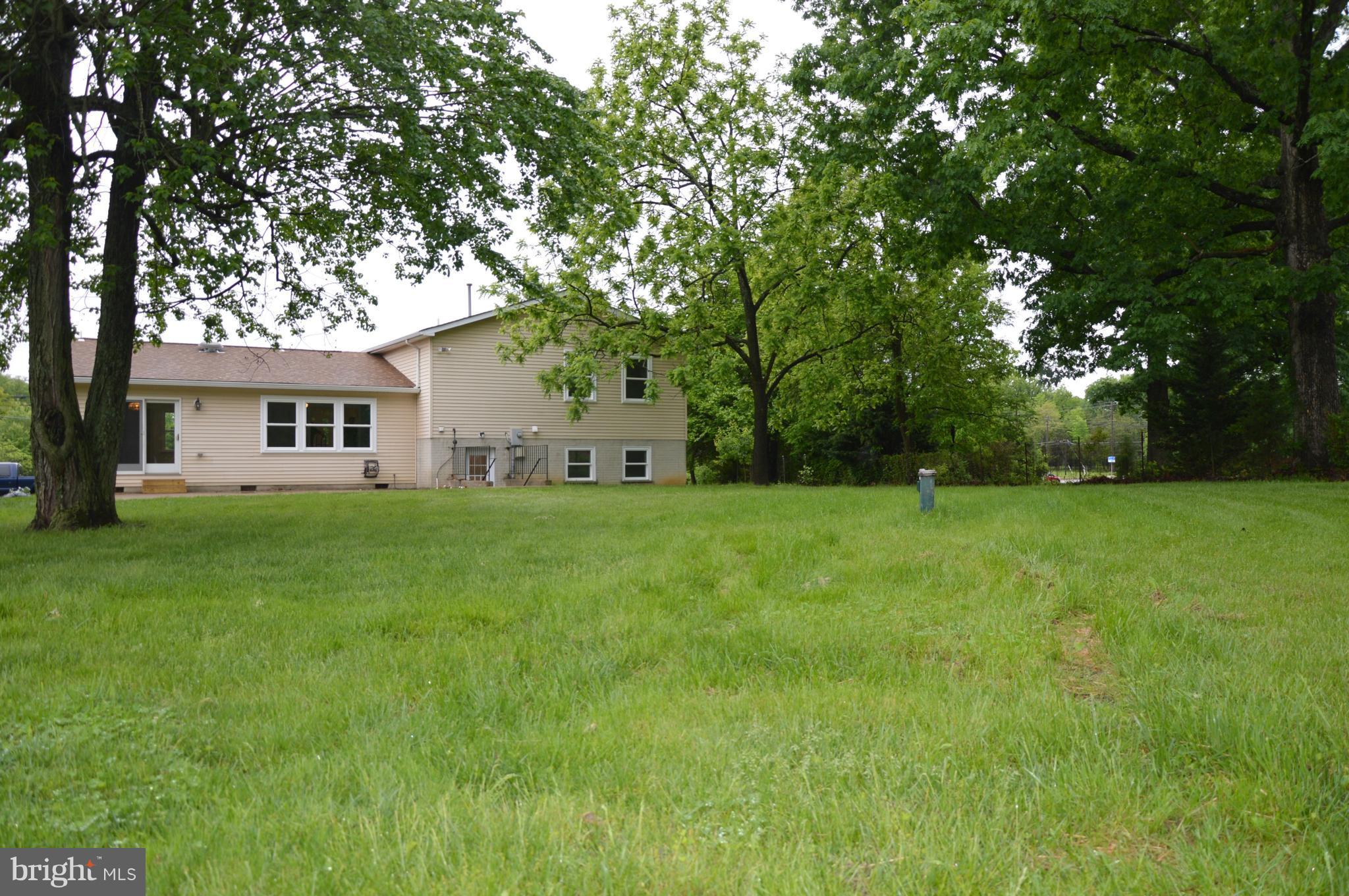 12214 Braddock Road Fairfax, VA 22030 - Photo 26 of 30 Exterior (Rear)