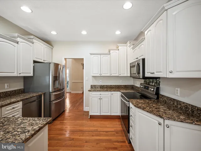 $755,000 | 317 Henderson Court, Berryville, VA 22611