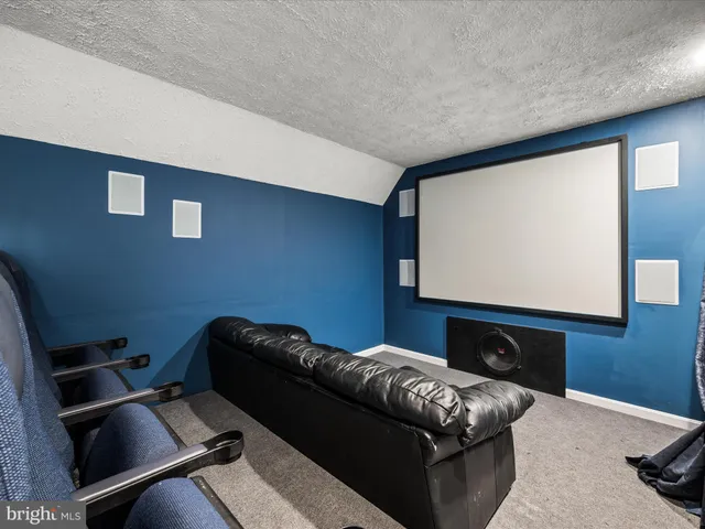 $755,000 | 317 Henderson Court, Berryville, VA 22611