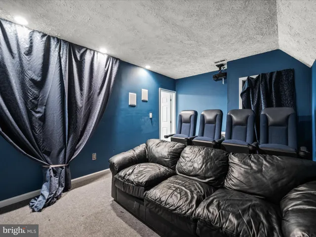 $755,000 | 317 Henderson Court, Berryville, VA 22611