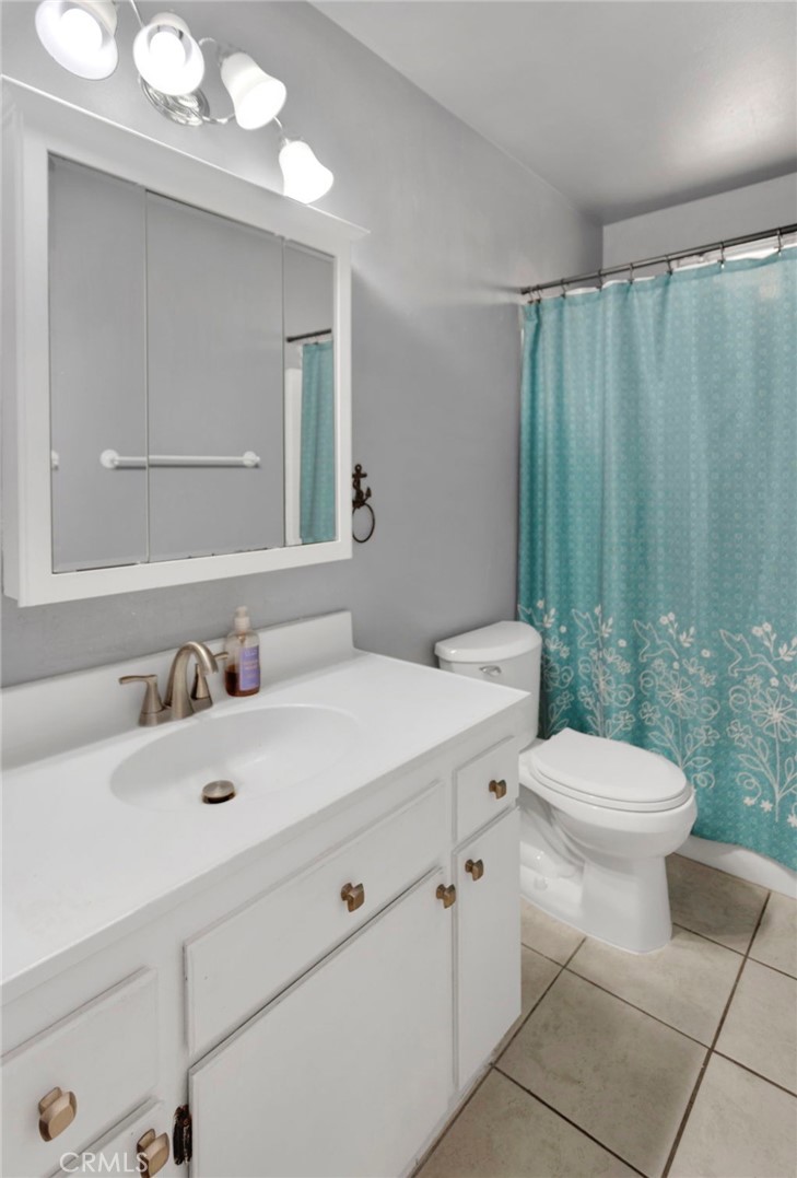 15268 Nanticoke Road Apple Valley, CA 92307 - Photo 11 of 25