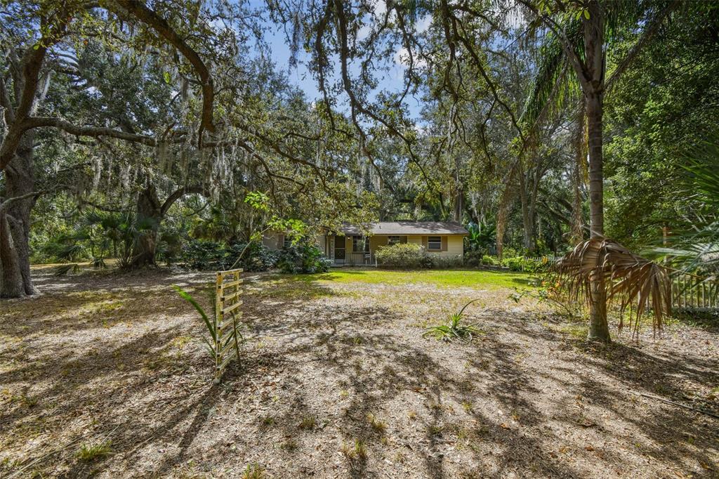 12944 Lincoln Road Riverview, FL 33578 - Photo 9 of 81