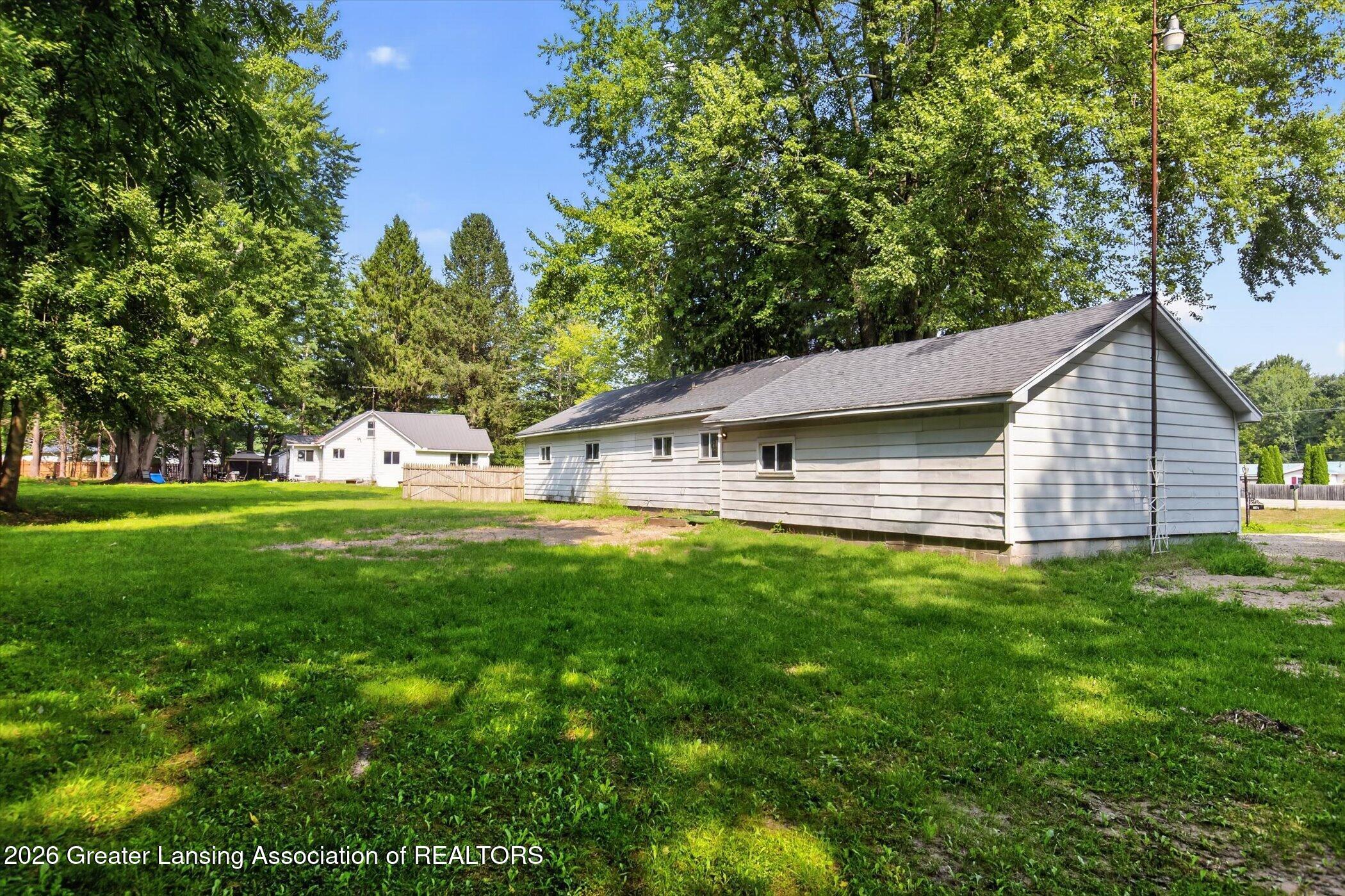 8874 East Pickard Road Mount Pleasant, MI 48858 - Photo 31 of 40 33-8874-E-Pickard-Rd-WindowStill-Photogr