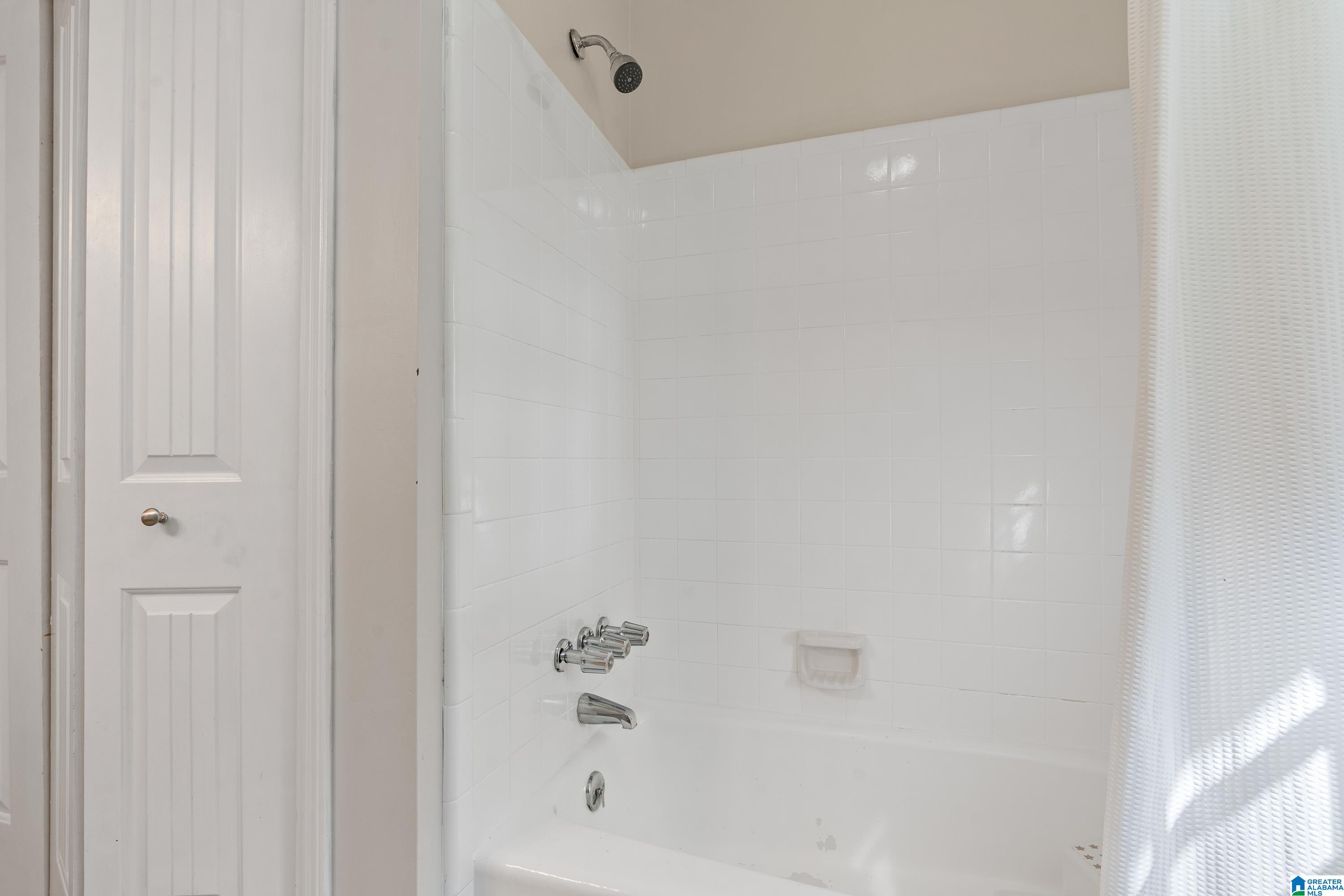4716 Quarter Staff Road Birmingham, AL 35223 - Photo 23 of 34