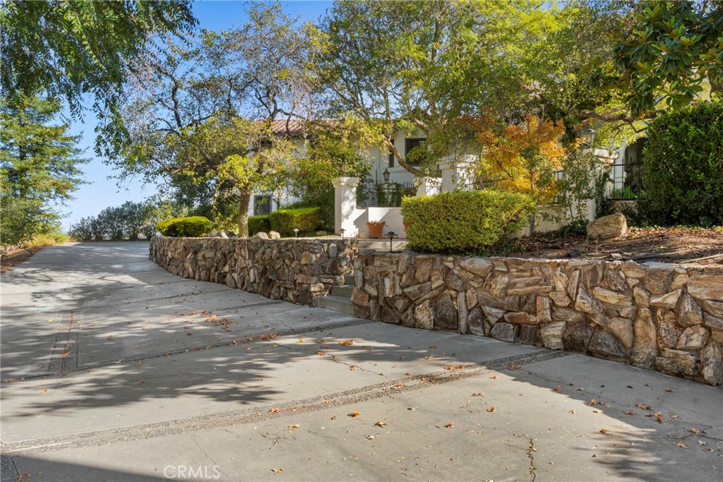 5750 Robin Court Santa Maria, CA 93455 - Photo 3 of 56 a view of a yard with plants and trees