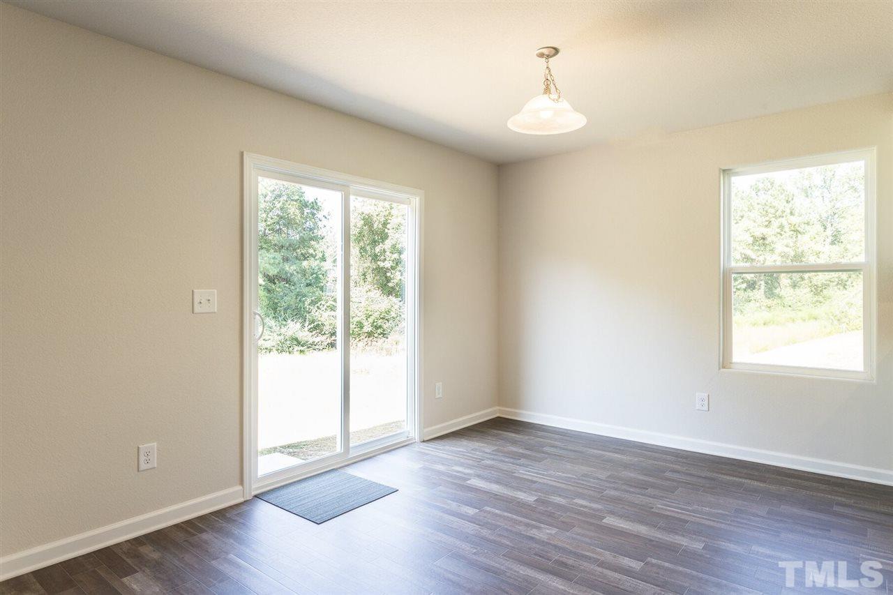 356 Rustling Way Zebulon, NC 27597 - Photo 4 of 15 Gallery Image 4
