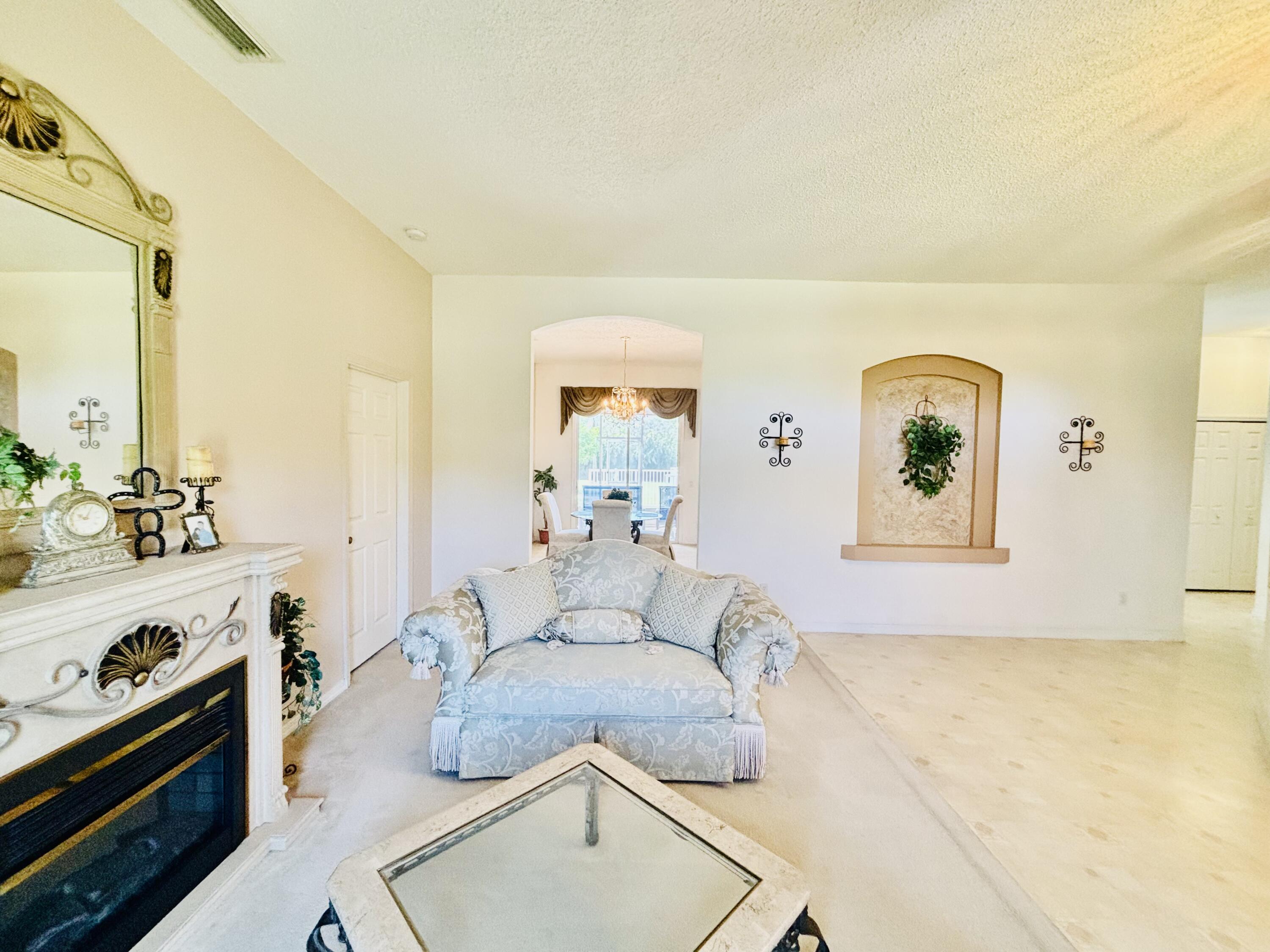 525 Hartman Road Fort Pierce, FL 34947 - Photo 4 of 61 IMG_9944