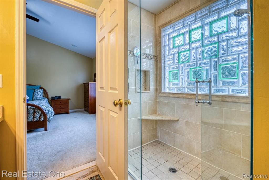 3658 Everett Drive Rochester Hills, MI 48307 - Photo 22 of 43