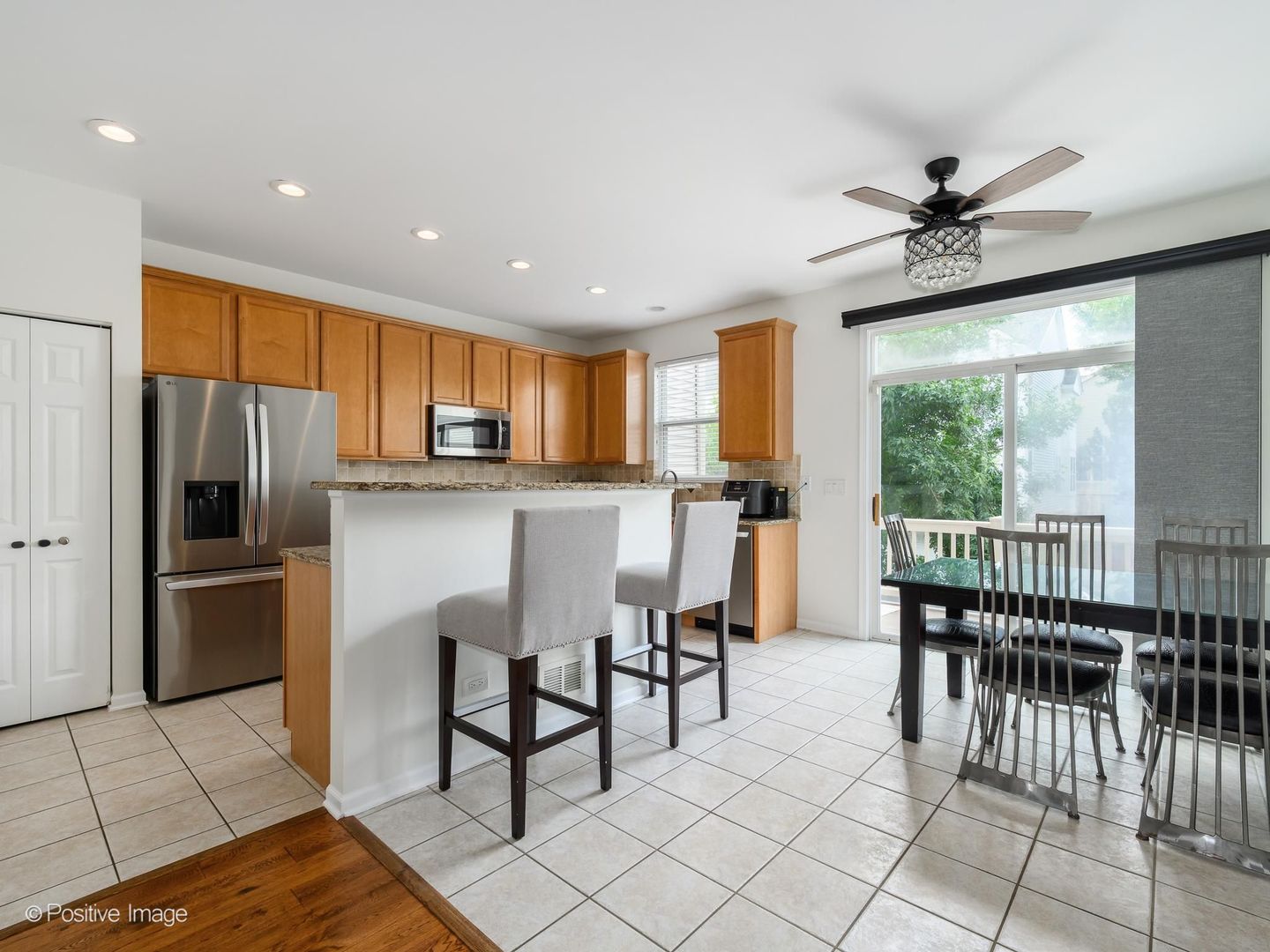 5566 Cloverdale Road Hanover Park, IL 60133 - Photo 7 of 23