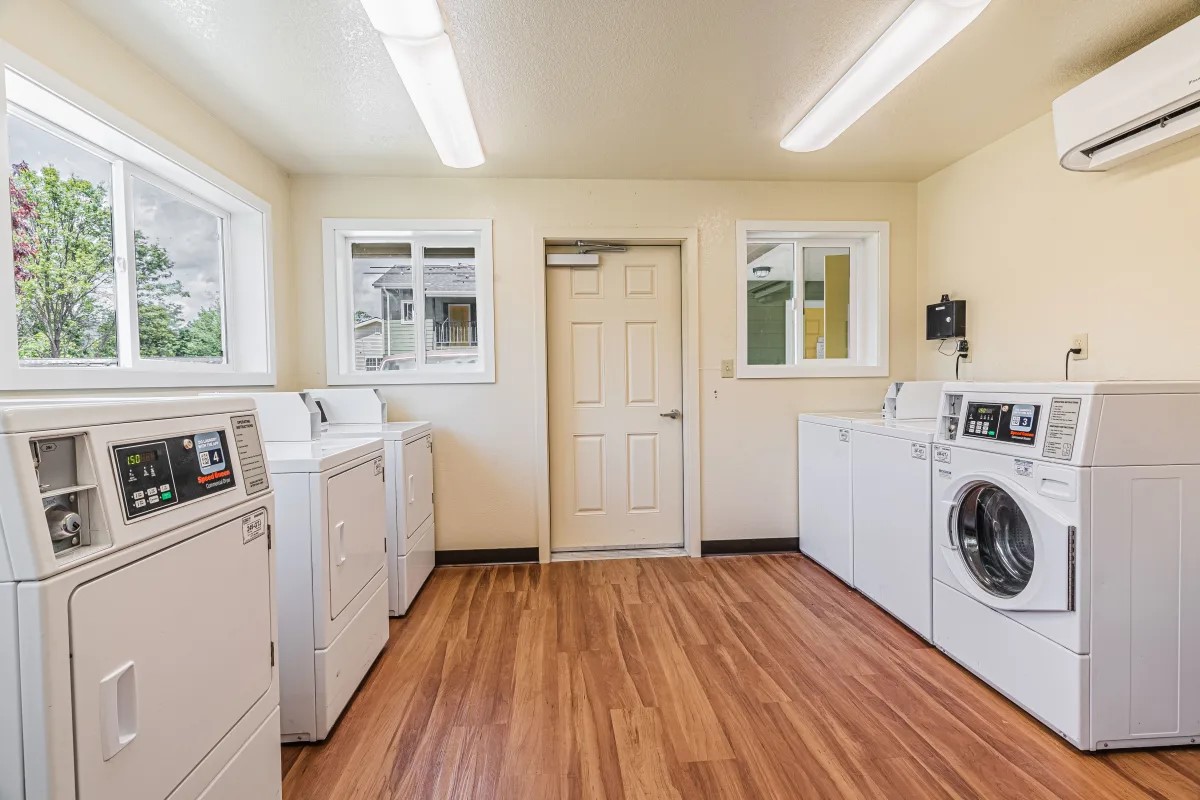 621 North River Road Oregon, IL 61061 - Photo 4 of 6 a view of a kitchen with washer and dryer