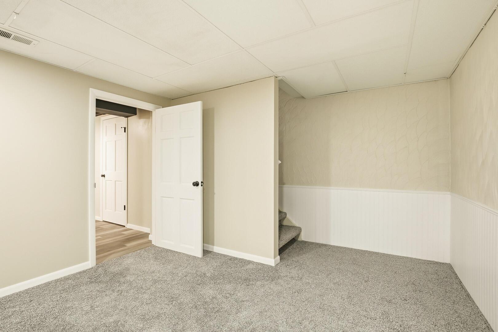 1135 6th Street West Milan, IL 61264 - Photo 24 of 36 a view of an empty room