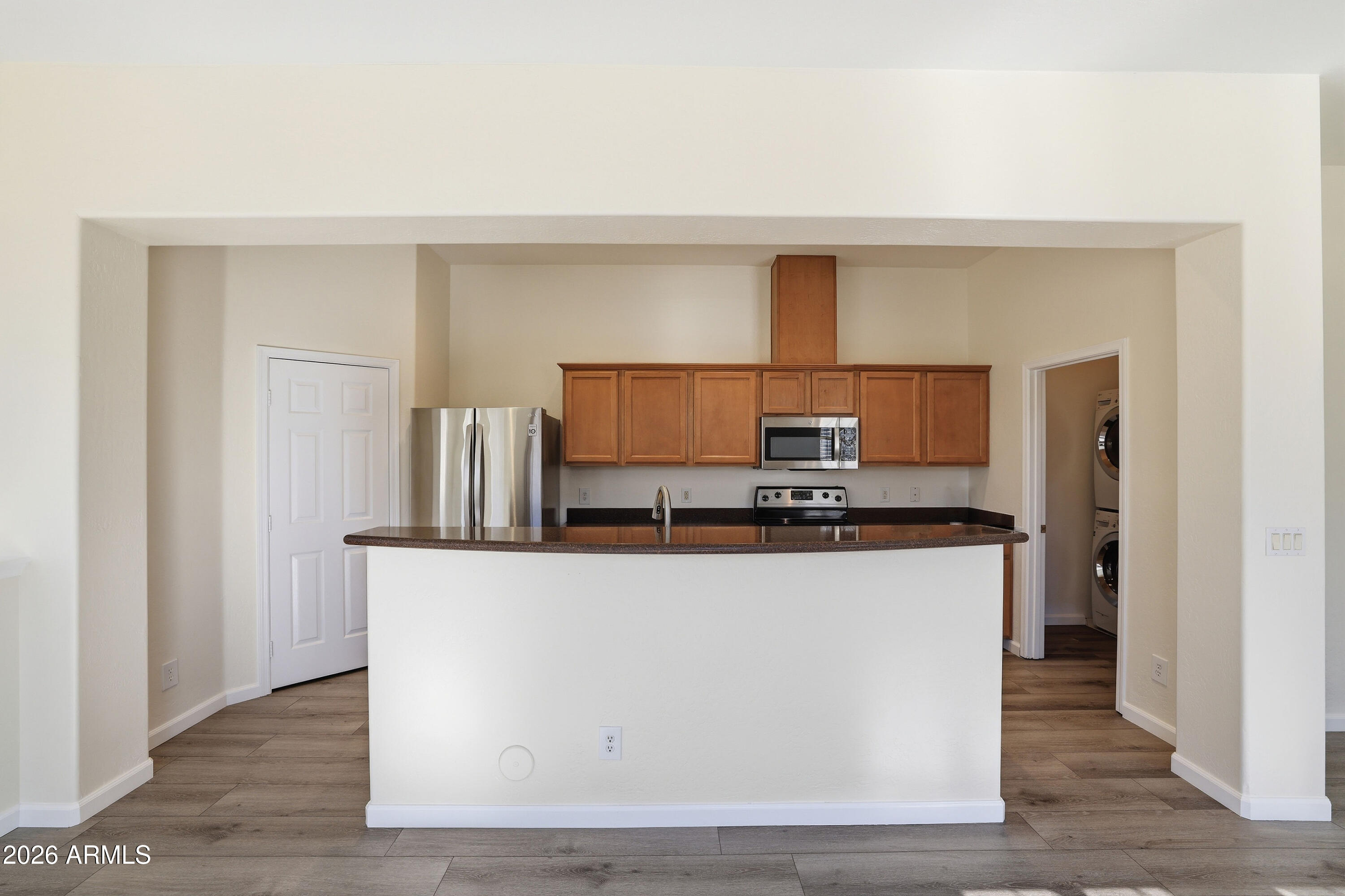 1225 North 36th Street, Unit 2011 Phoenix, AZ 85008 - Photo 4 of 28 Kitchen with walk in pantry