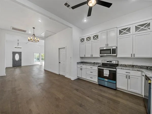 $1,750 | 3222 Travis Street, Greenville, TX 75401