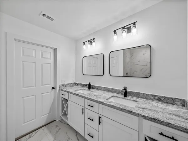 $1,750 | 3222 Travis Street, Greenville, TX 75401