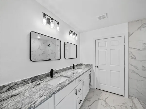 $1,750 | 3222 Travis Street, Greenville, TX 75401