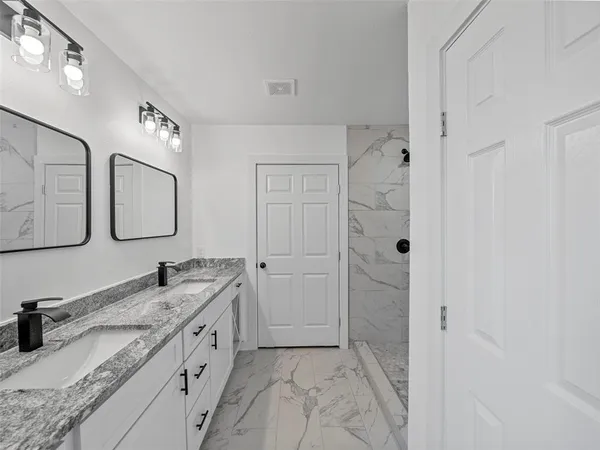 $1,750 | 3222 Travis Street, Greenville, TX 75401