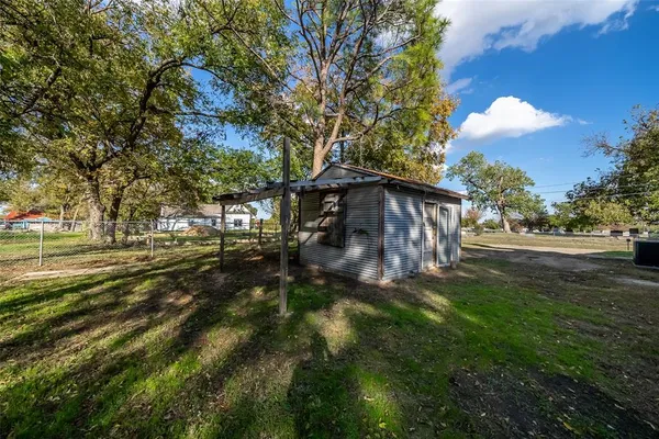 $1,750 | 3222 Travis Street, Greenville, TX 75401