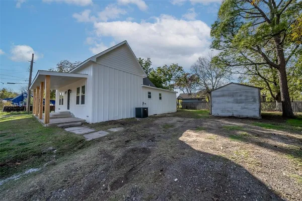 $1,750 | 3222 Travis Street, Greenville, TX 75401