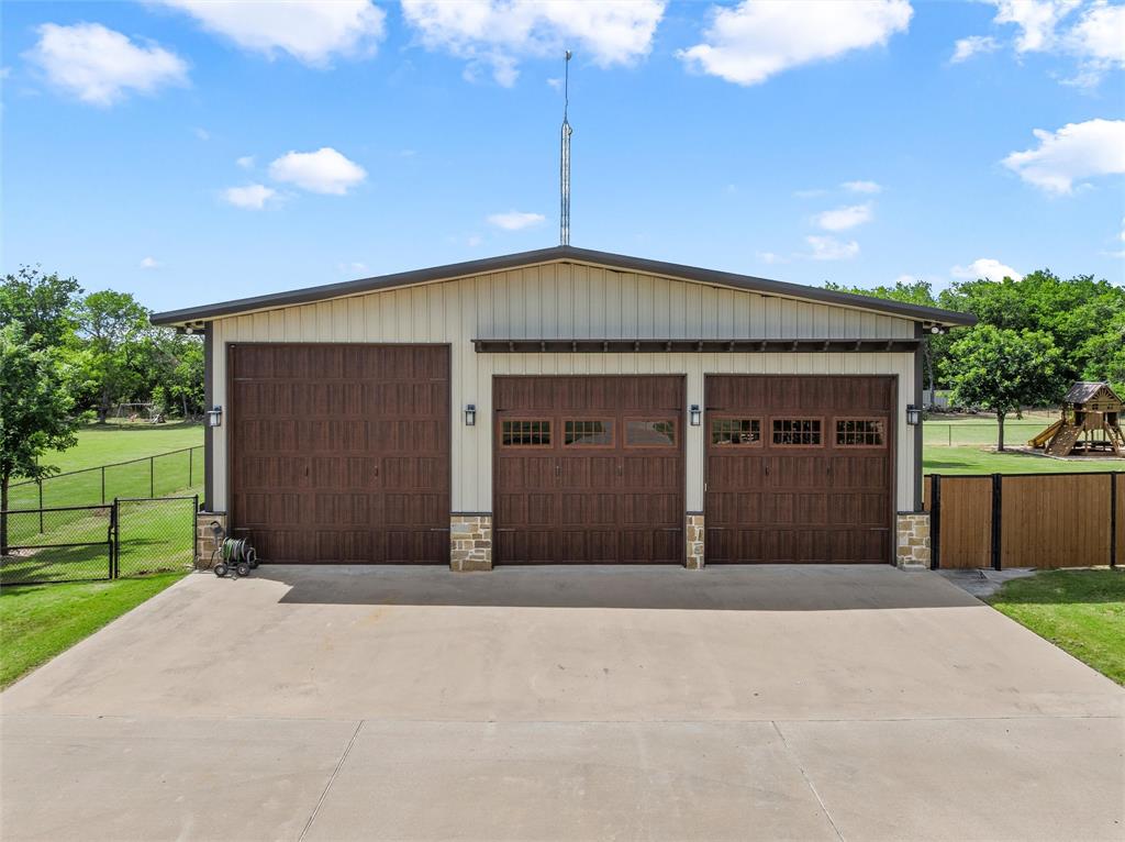918 Coxs Oak Valley Road Waco, TX 76705 - Photo 36 of 40