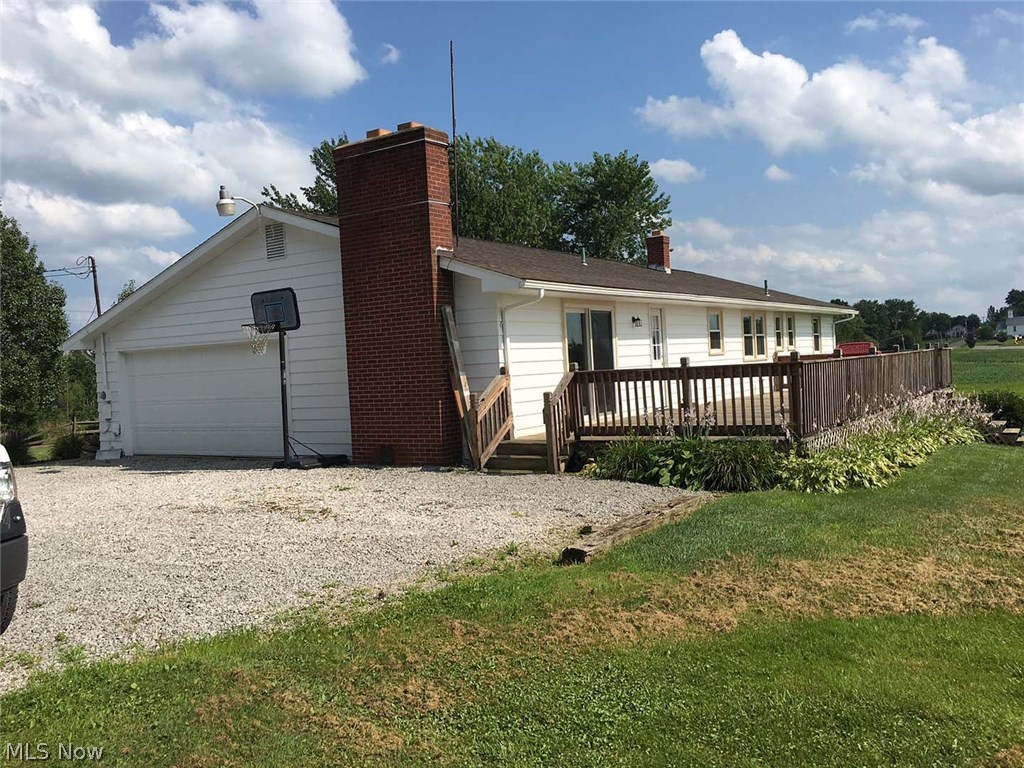 7425 Rochester Road East Rochester, OH 44625 - Photo 4 of 19 Gallery Image 4