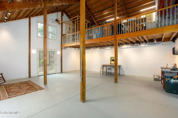 $2,185,000 | 14 Old Tree Farm Road, Stockbridge, MA 01266