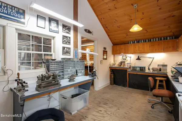 $2,185,000 | 14 Old Tree Farm Road, Stockbridge, MA 01266