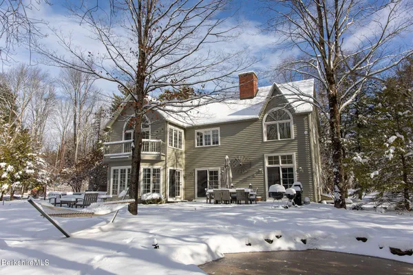 $2,185,000 | 14 Old Tree Farm Road, Stockbridge, MA 01266