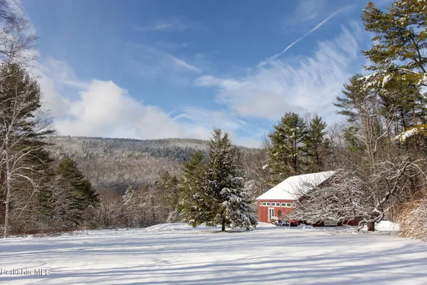 $2,185,000 | 14 Old Tree Farm Road, Stockbridge, MA 01266