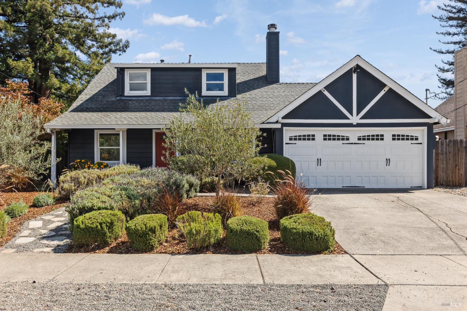 320 Foster Road Napa, CA 94558 - Photo 2 of 31 Gallery Image 2