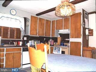161 County Line Road Boyertown, PA 19512 - Photo 2 of 6 Gallery Image 2
