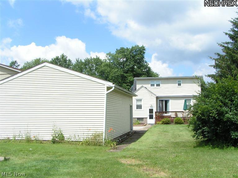 3065 Derling Road Akron, OH 44319 - Photo 3 of 25