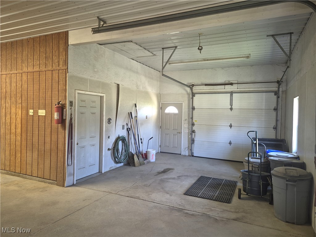 15660 Georgia Road Middlefield, OH 44062 - Photo 22 of 31 Gallery Image 22
