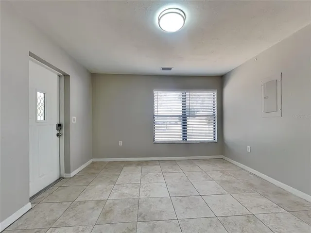 $1,889 | Undisclosed Address, Tampa, FL 33613